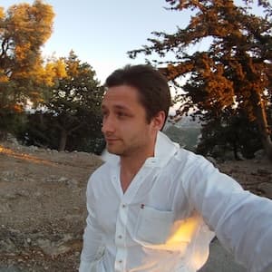 Author profile picture